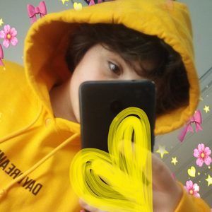 Meet your Posher, Olivia